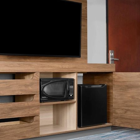 Hampton Inn Phoenix - Biltmore Εξωτερικό φωτογραφία