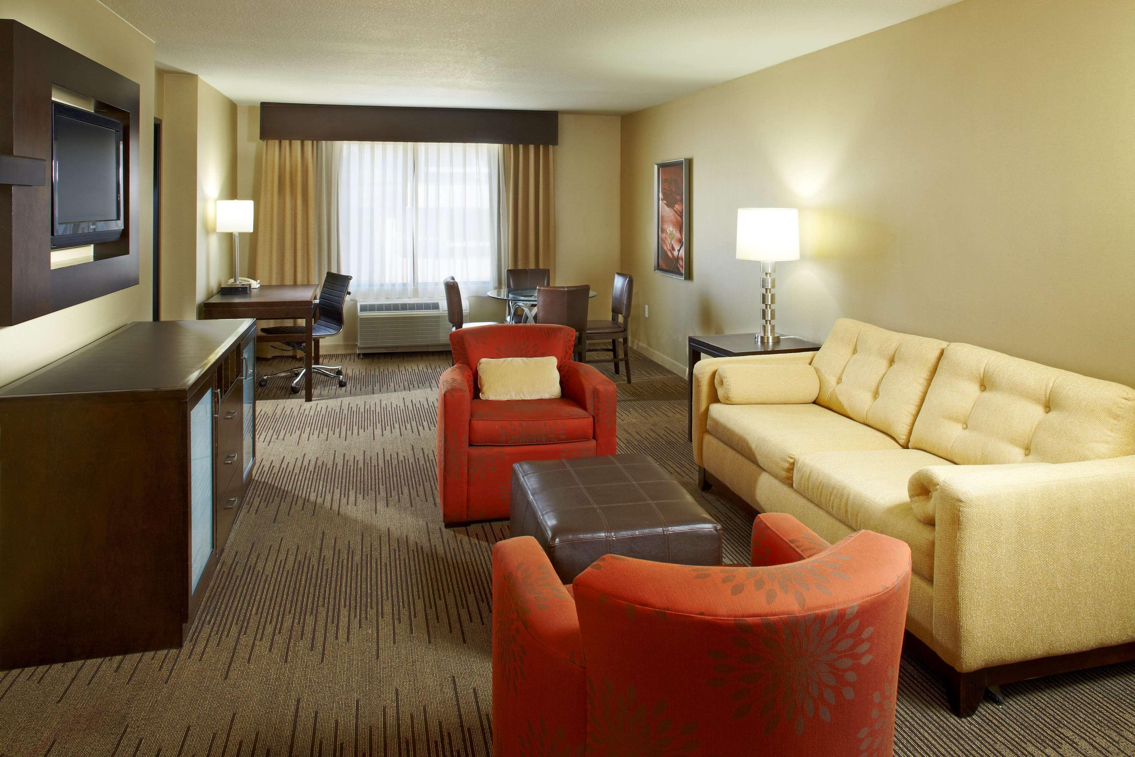 Hampton Inn Phoenix - Biltmore Εξωτερικό φωτογραφία