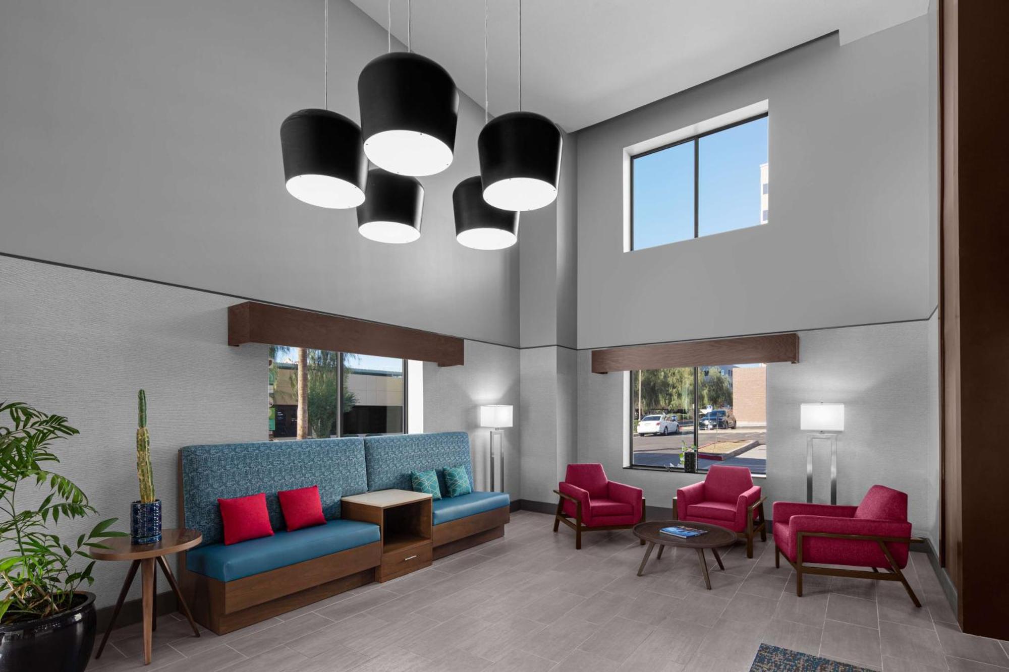 Hampton Inn Phoenix - Biltmore Εξωτερικό φωτογραφία