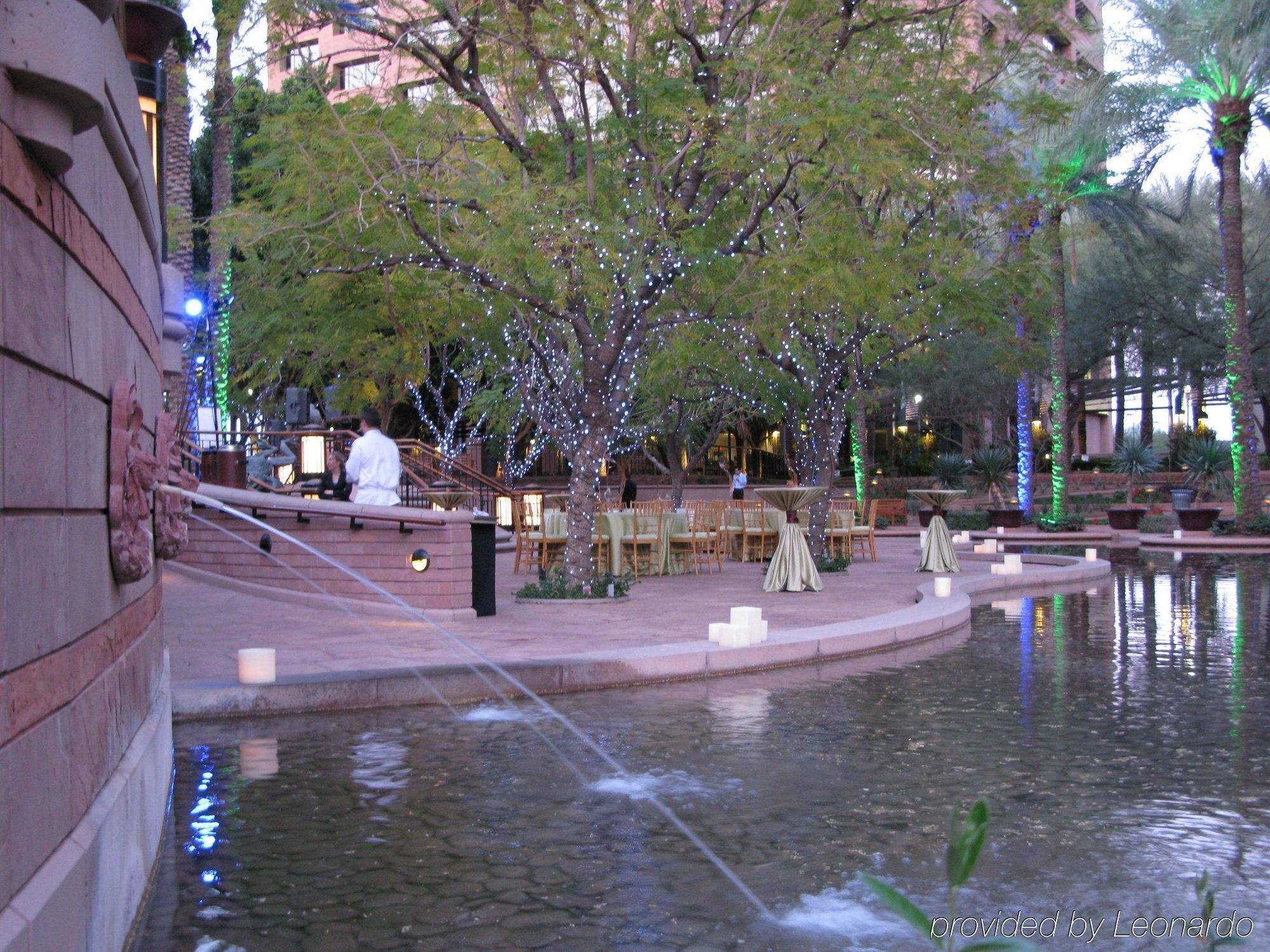 Hampton Inn Phoenix - Biltmore Εξωτερικό φωτογραφία